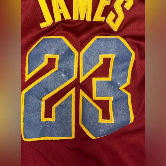 Nike Swingman Cleveland Cavaliers LeBron James Jersey Size Medium See Pics Used - Picture 7 of 7